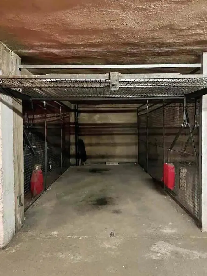 Marseille St Victor Idealement Situe Parking Apartment